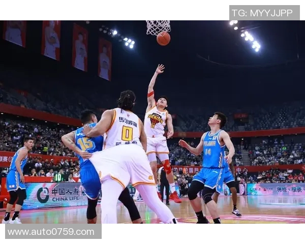 深圳马可波罗队实力派前锋梅奥连续10场双双上双，燃爆赛场